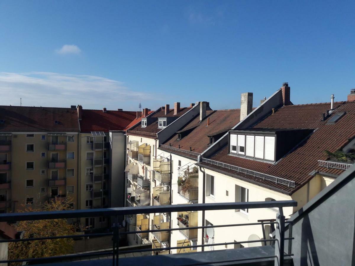 Fair Messe Rooftop Loft In Appartement Neurenberg
